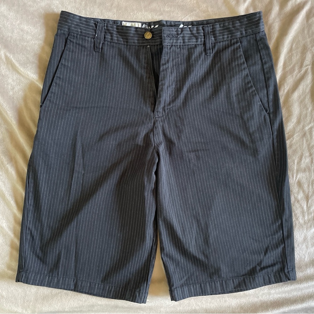 Volcom Men's Striped Black & Gray Shorts